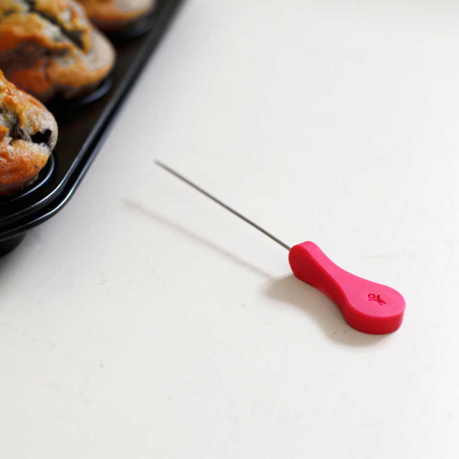 Potato and Cake Tester Air Black. Silicone, stainless steel